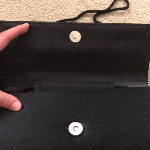 La Regale Black satin clutch evening bag w/ crystal detail - Picture 5 of 8